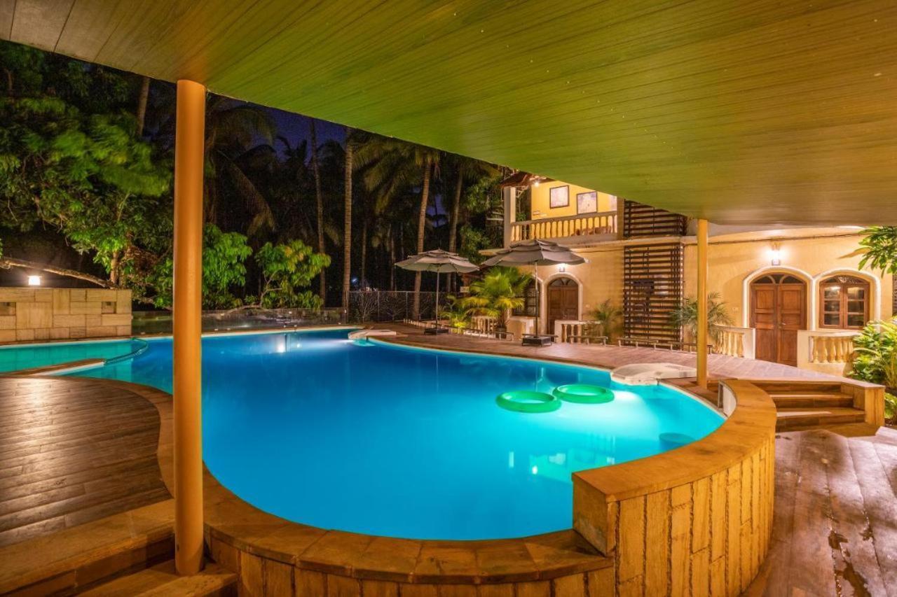 Coco Goa Resort & Apartments Exterior photo